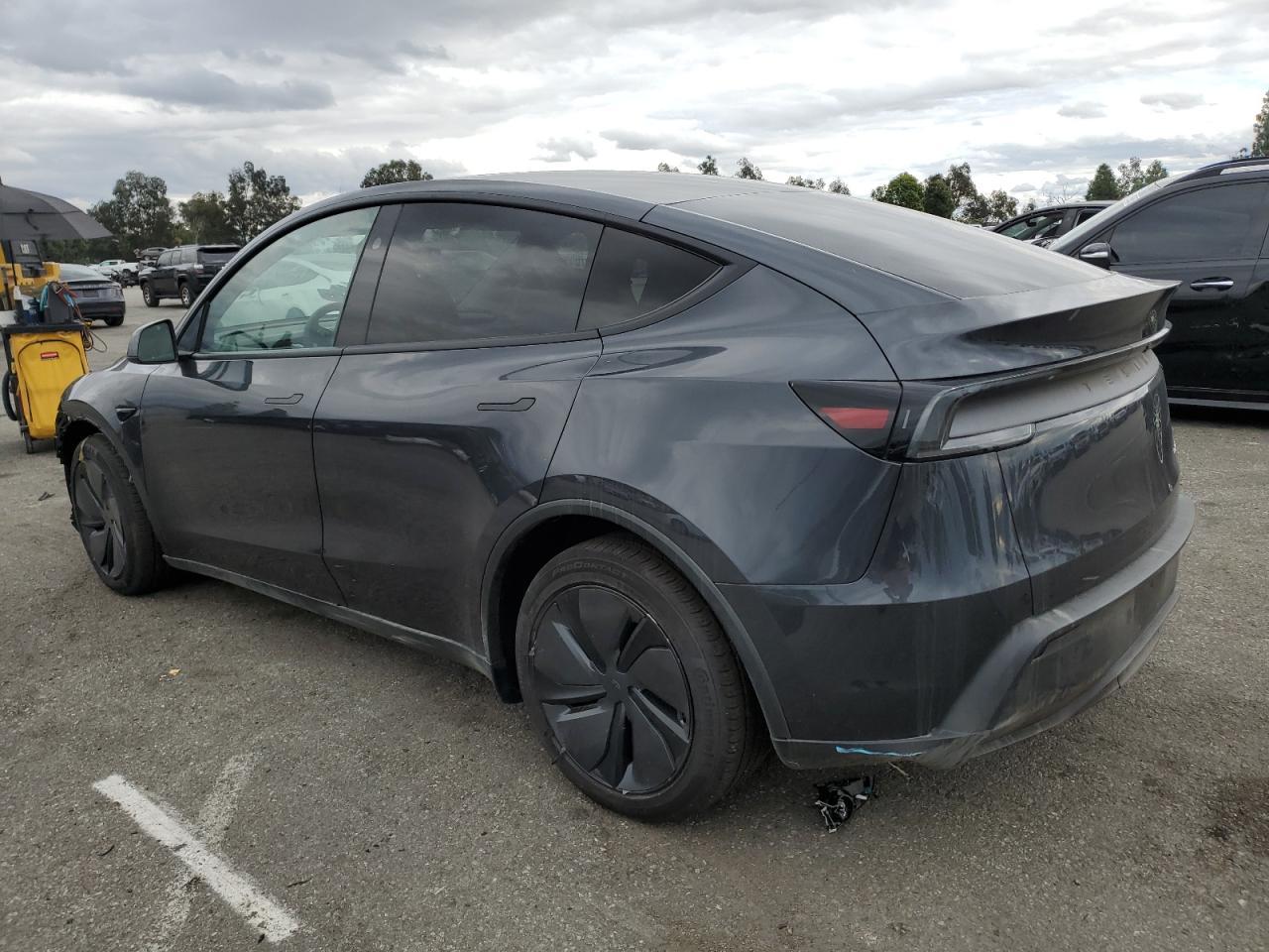 2026 TESLA MODEL Y