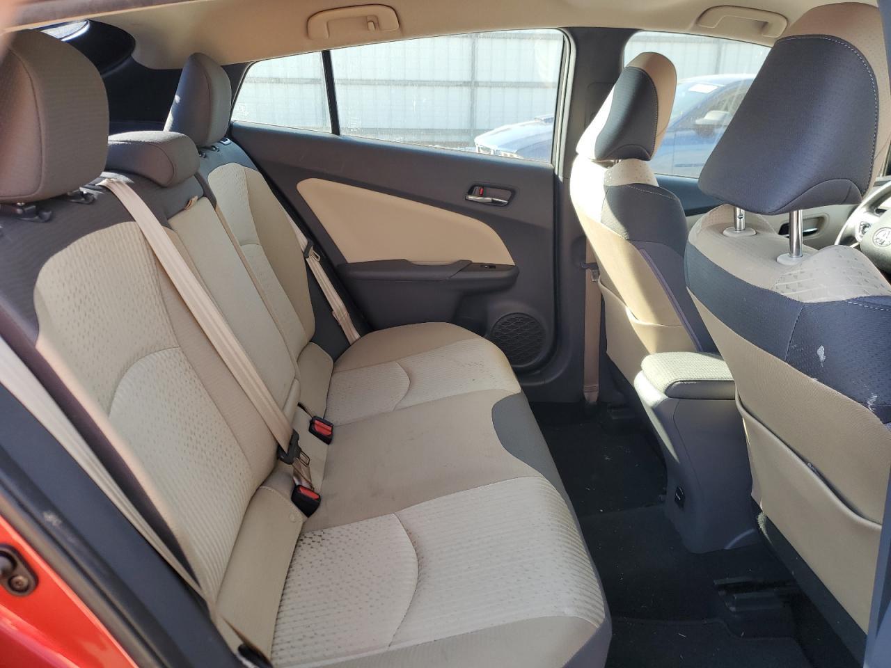 2017 TOYOTA PRIUS