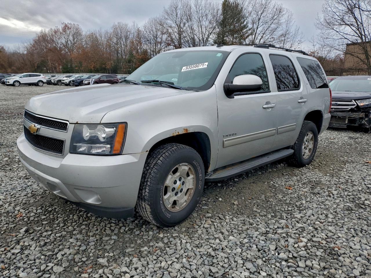 2011 CHEVROLET Tahoe
