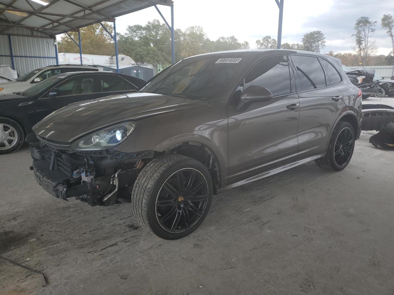 2016 PORSCHE CAYENNE
