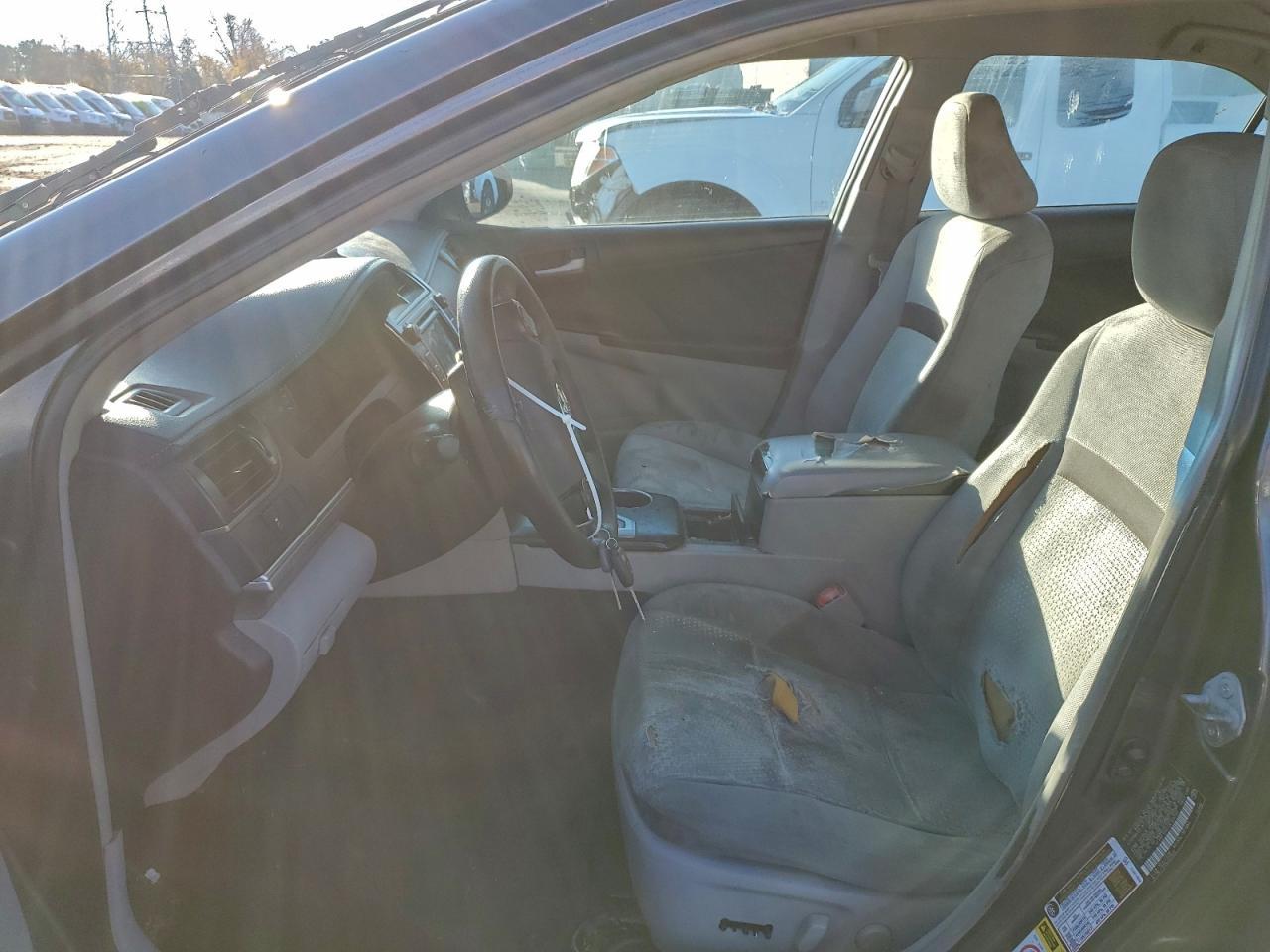2012 TOYOTA CAMRY