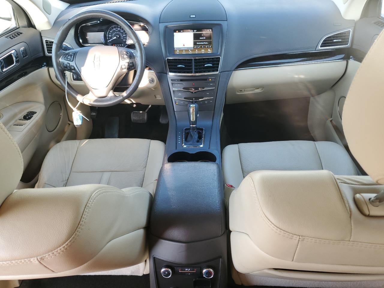 2018 LINCOLN MKT