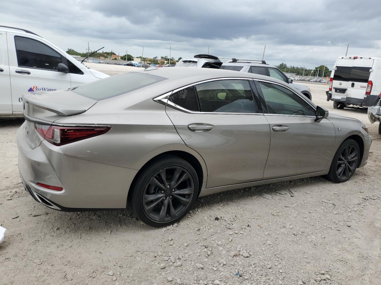 2021 LEXUS ES 350
