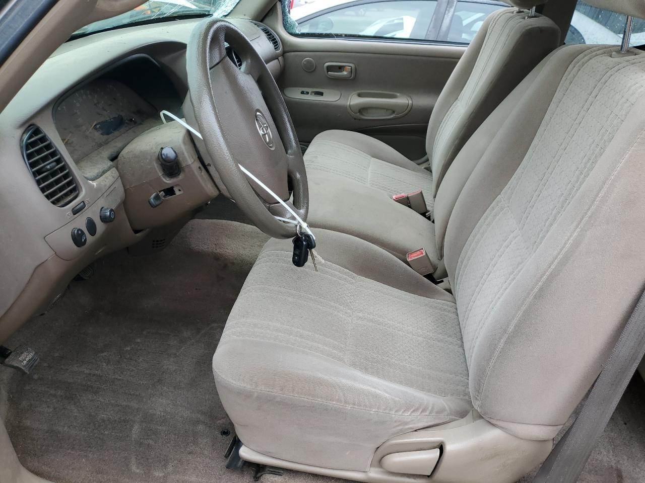 2004 TOYOTA TUNDRA