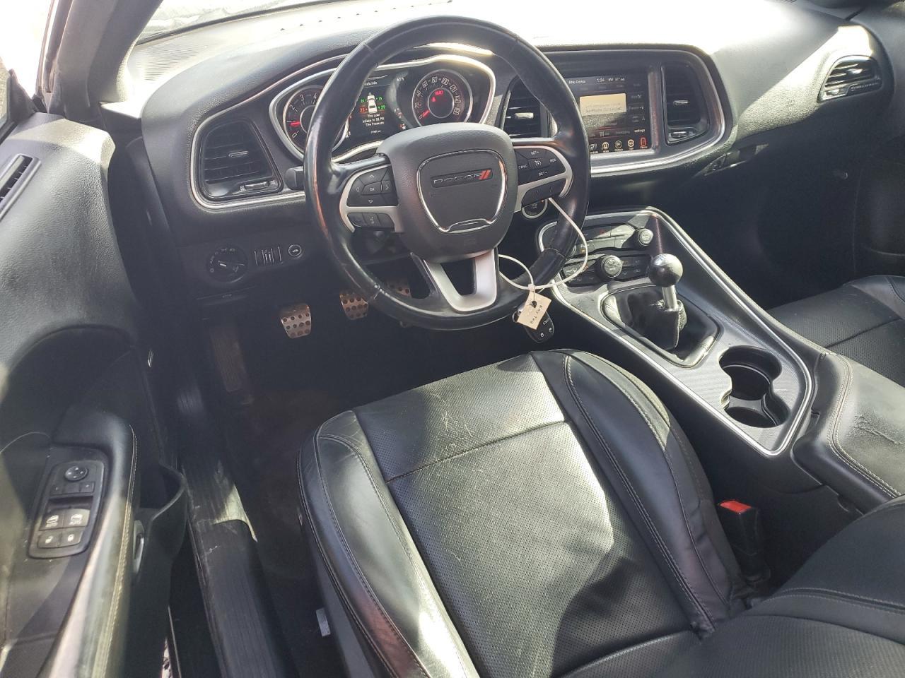 2016 DODGE Challenger