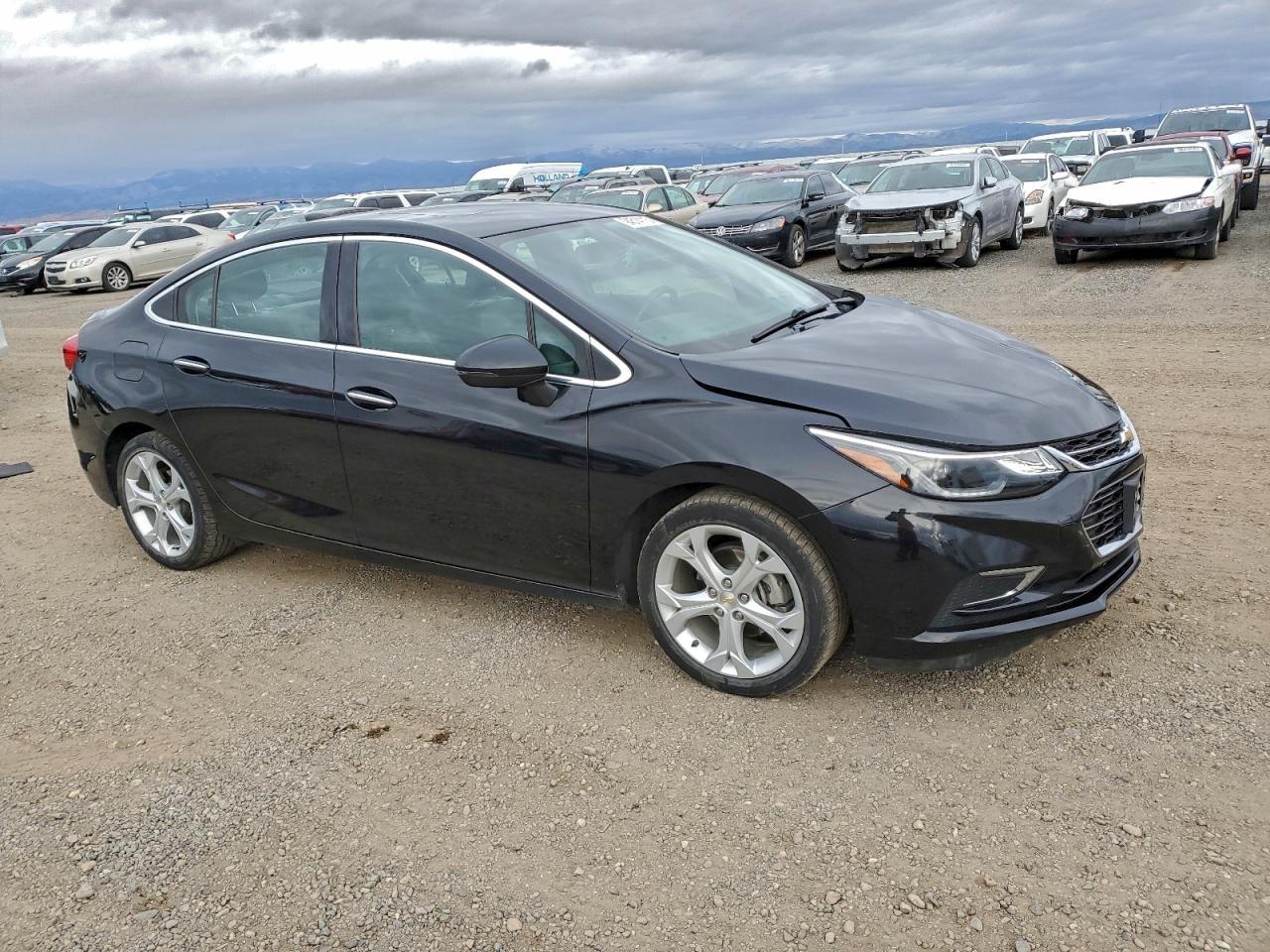 2017 CHEVROLET CRUZE
