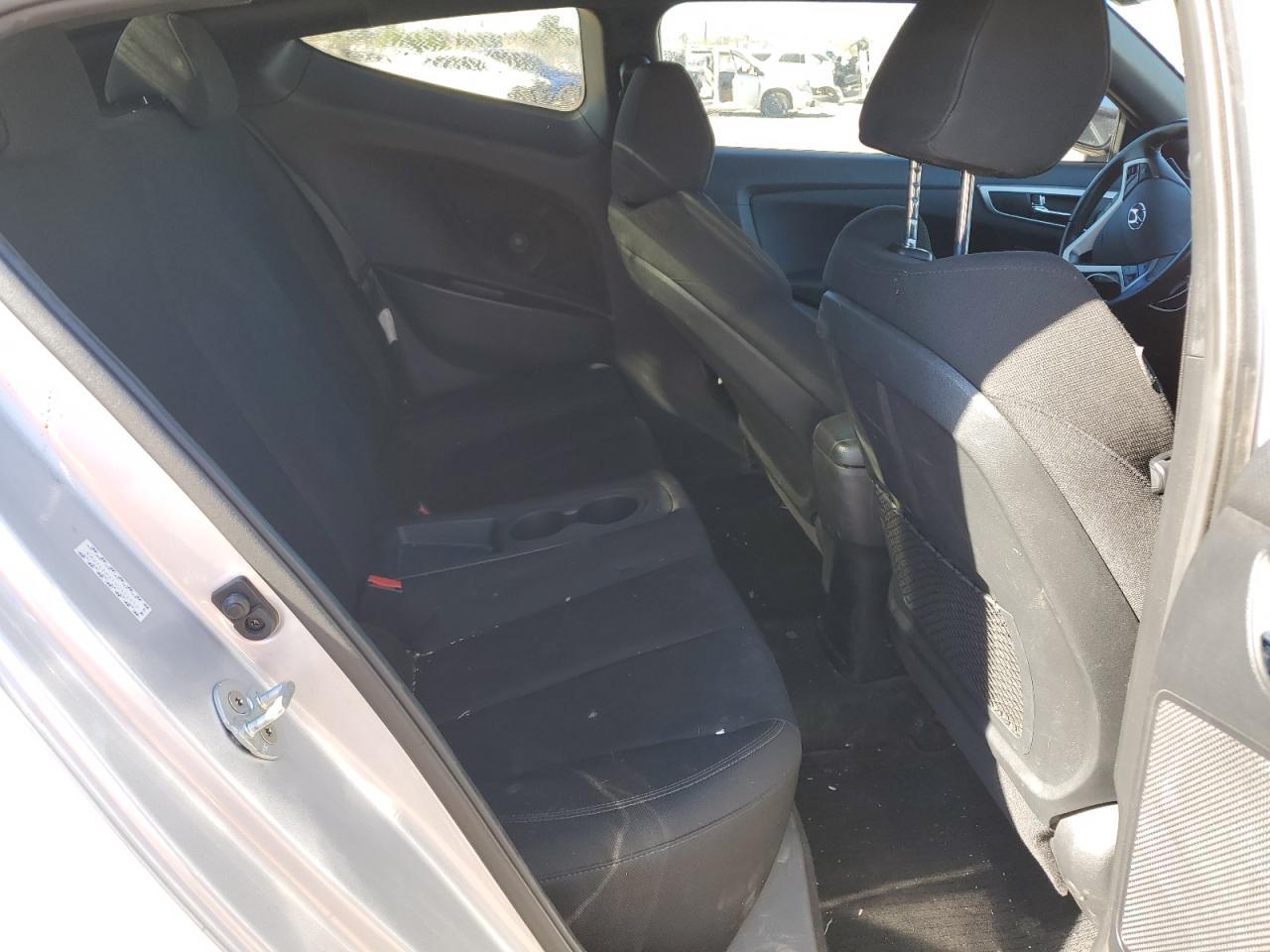 2017 HYUNDAI VELOSTER