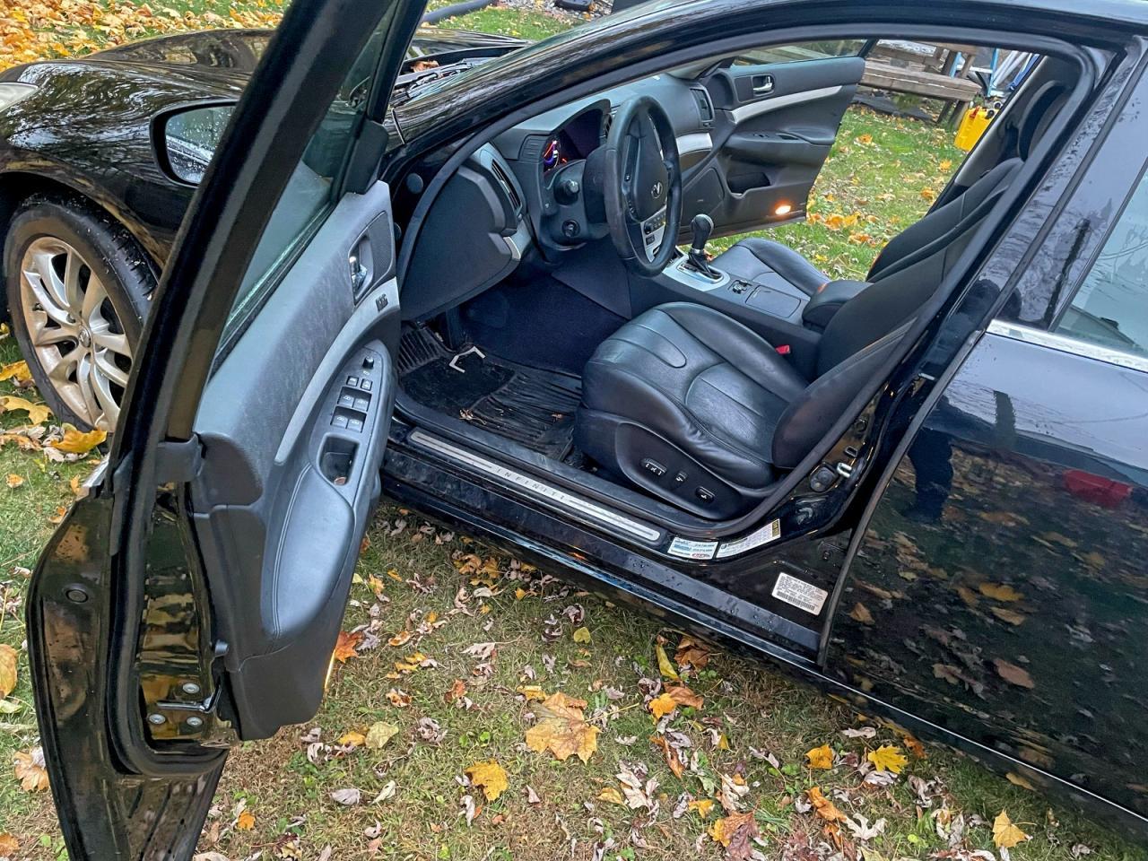 2009 INFINITI G37