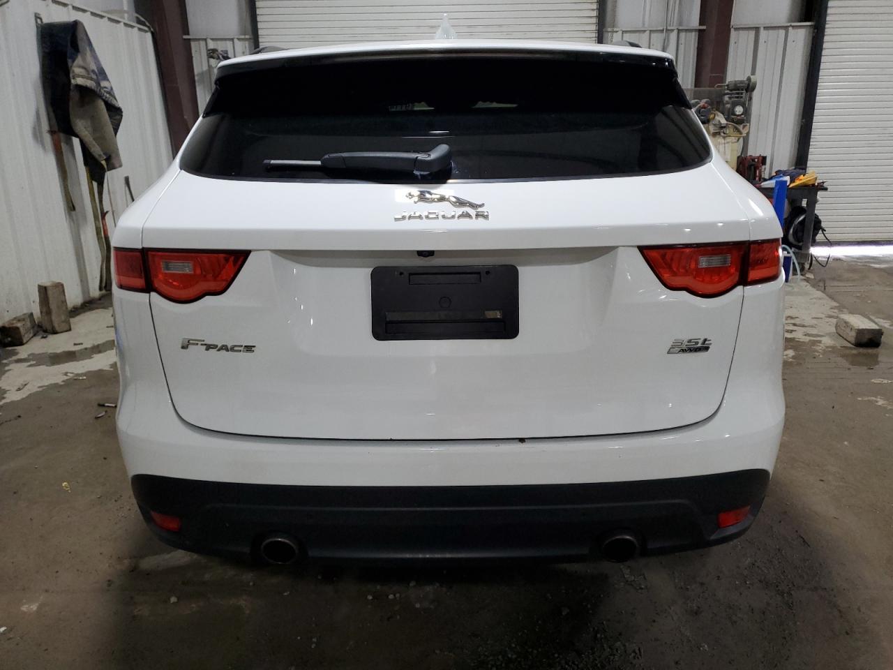 2017 JAGUAR F-Pace