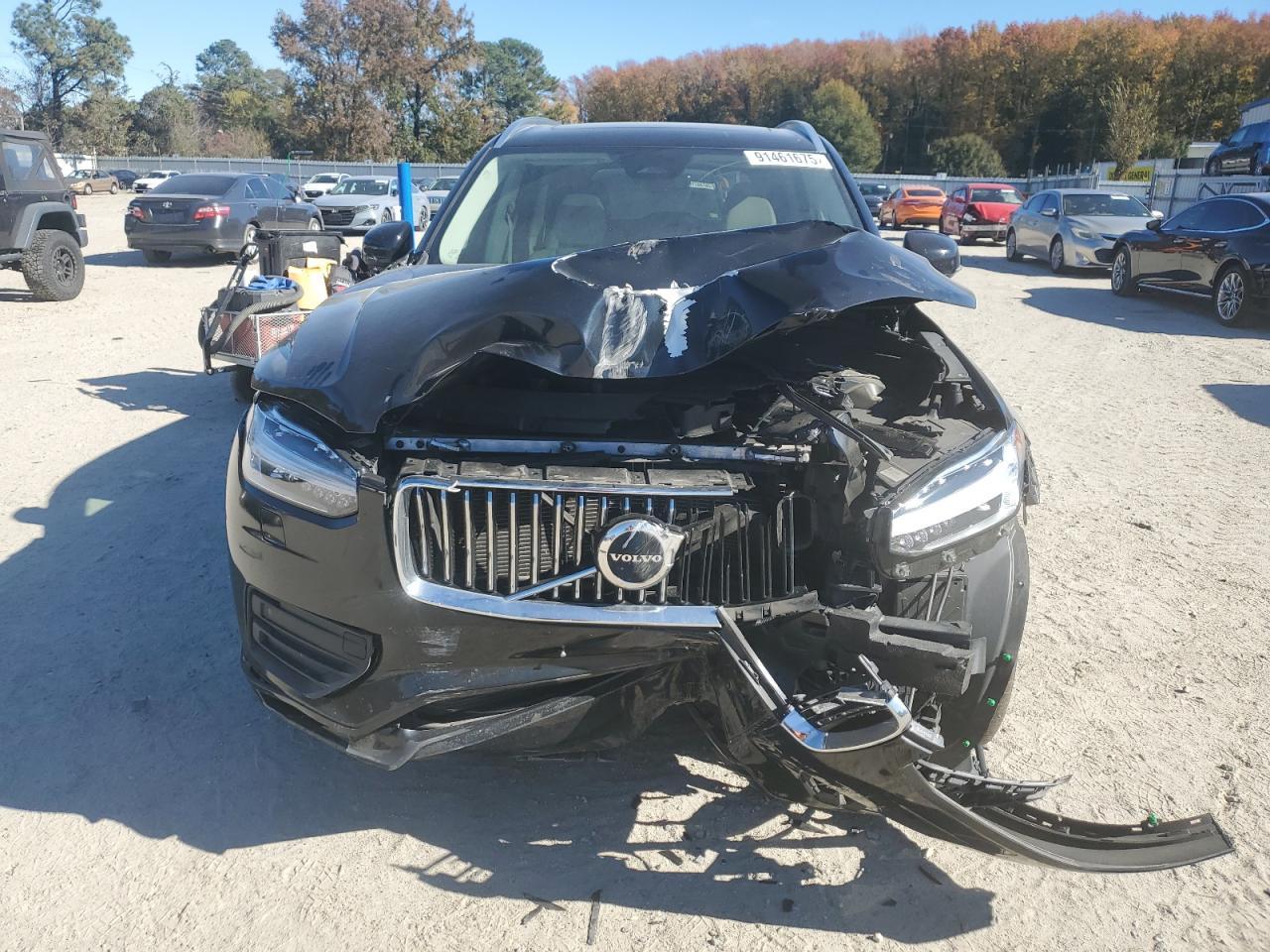 2023 VOLVO XC90