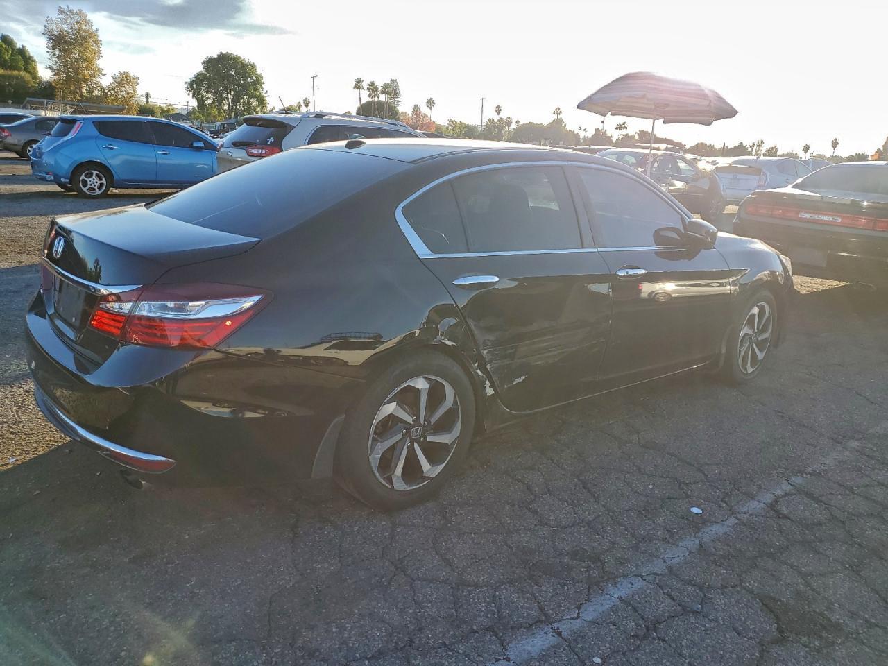 2017 HONDA ACCORD