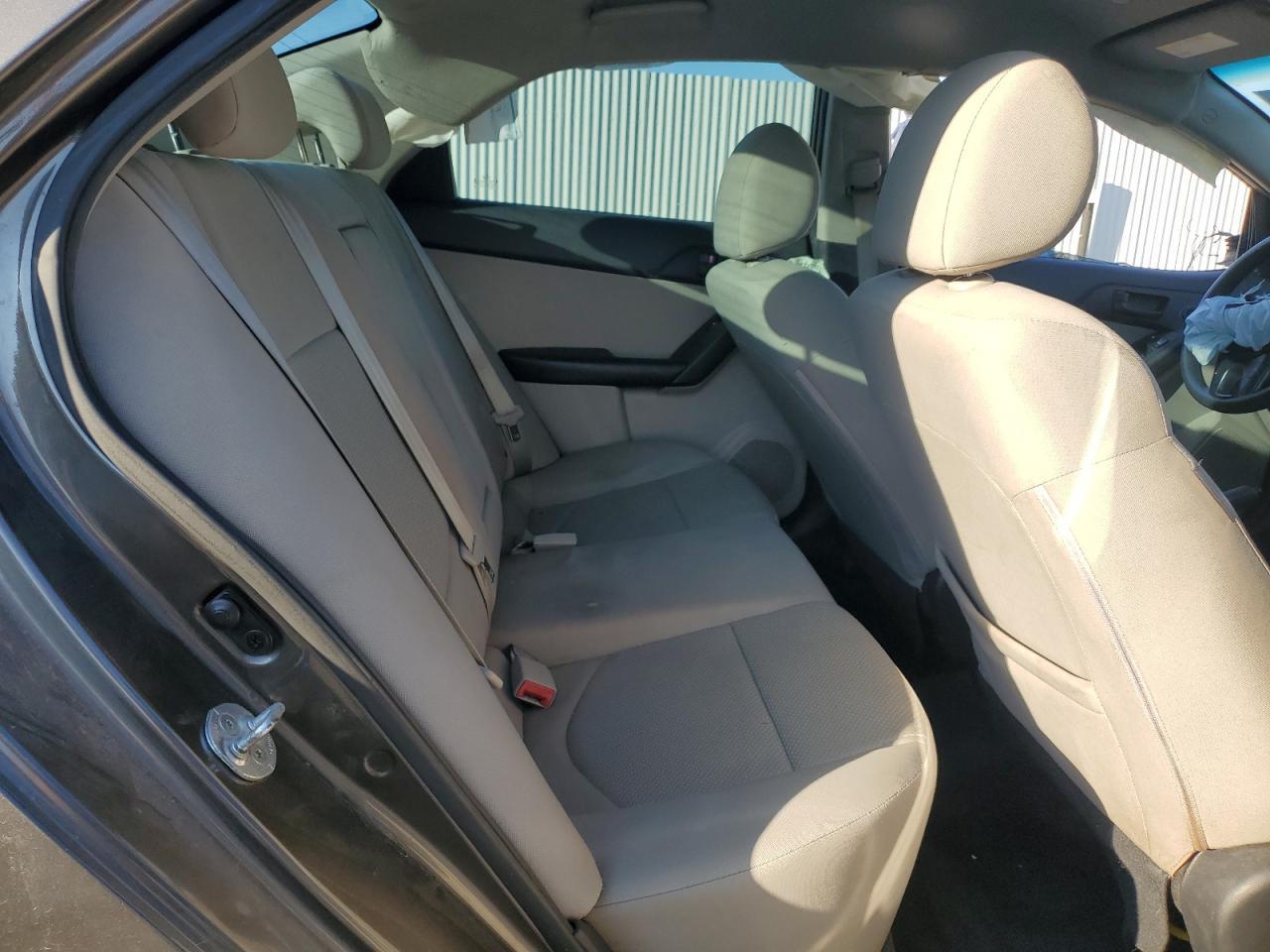 2010 KIA FORTE