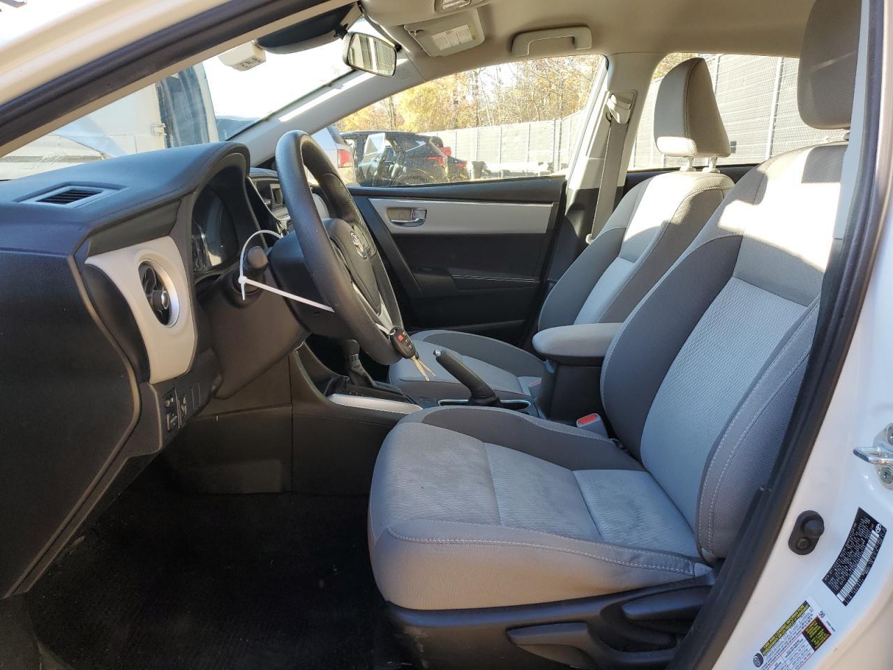 2017 TOYOTA COROLLA