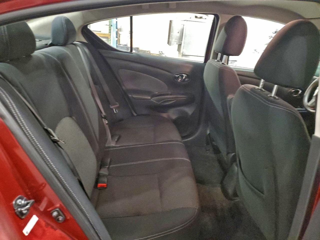 2016 NISSAN VERSA