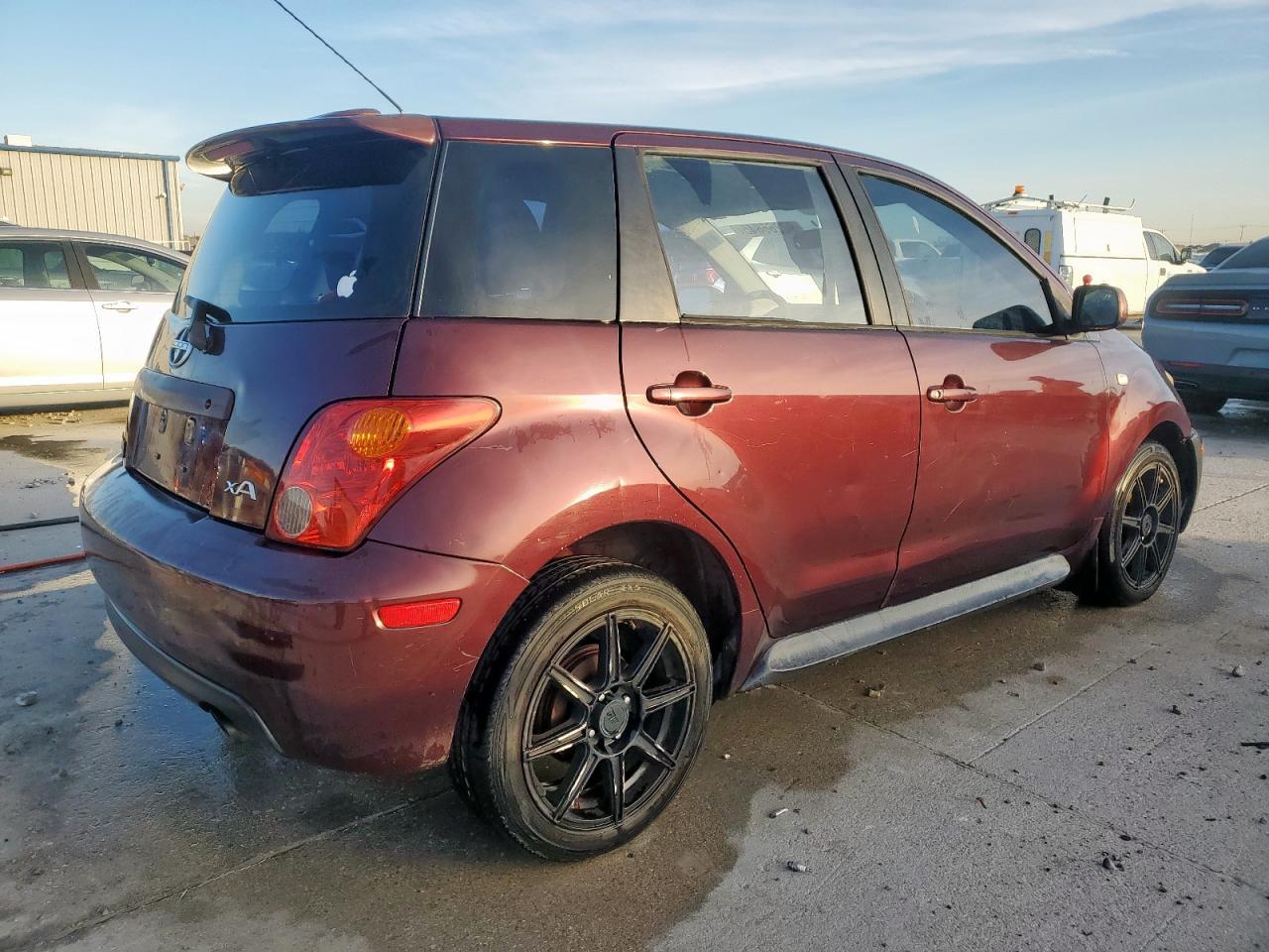 2004 TOYOTA SCION