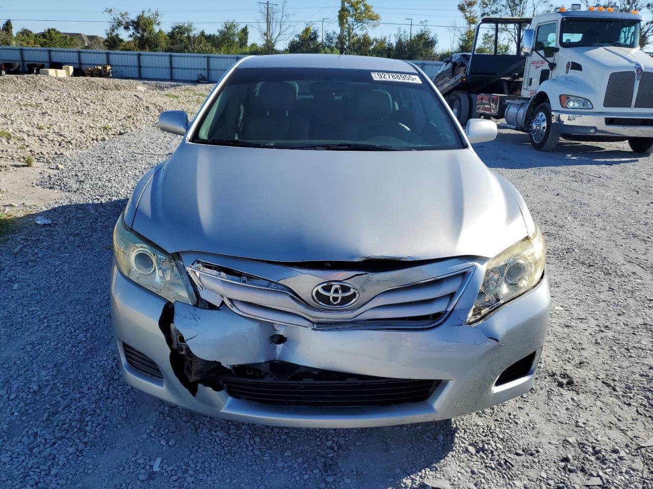 2011 TOYOTA CAMRY