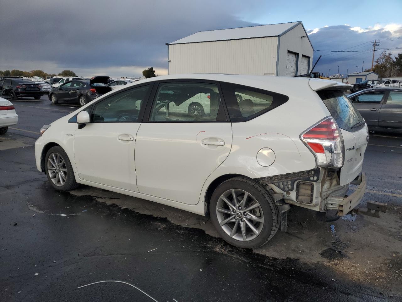2016 TOYOTA PRIUS V