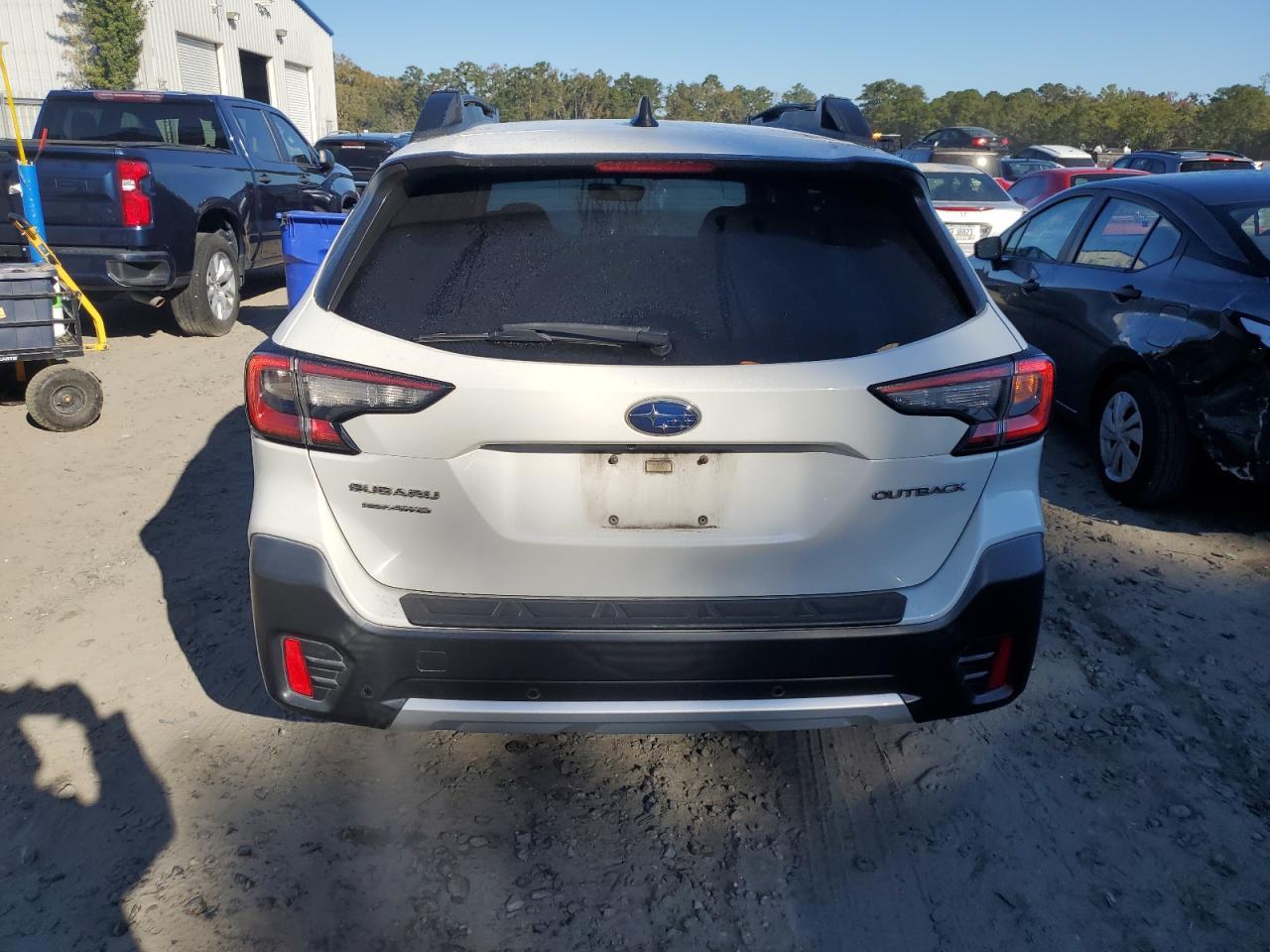 2020 SUBARU Outback