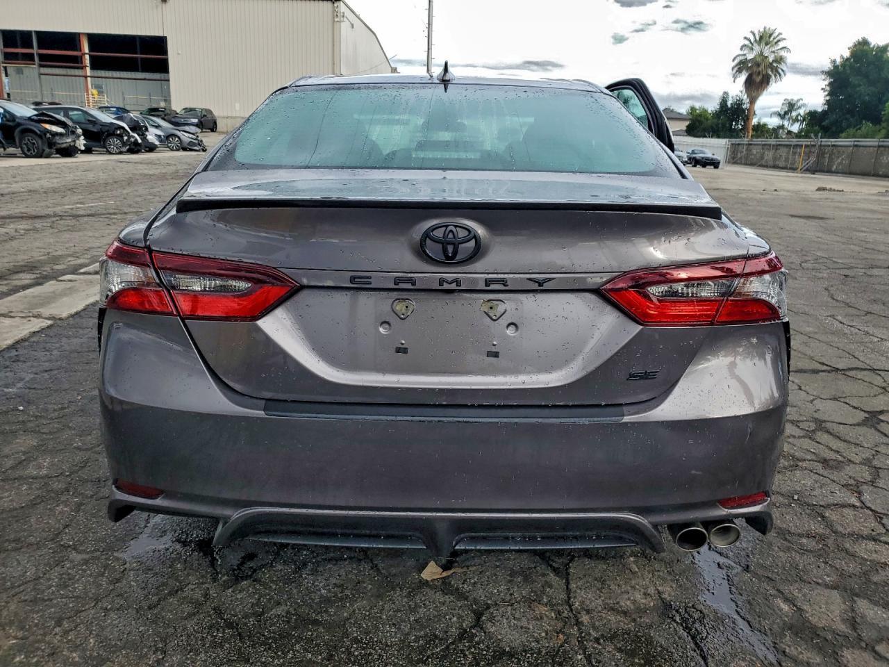 2024 TOYOTA CAMRY