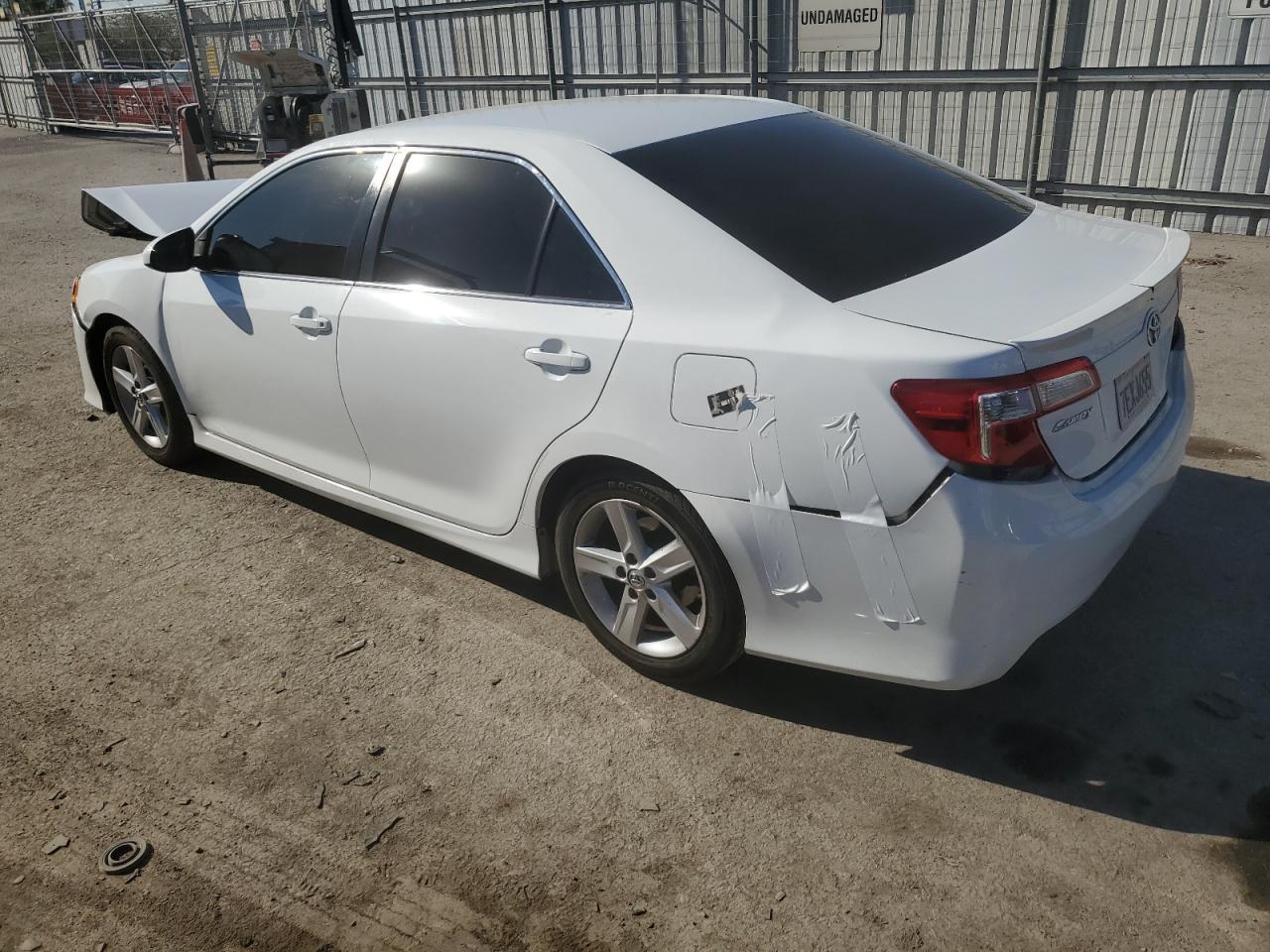 2014 TOYOTA CAMRY