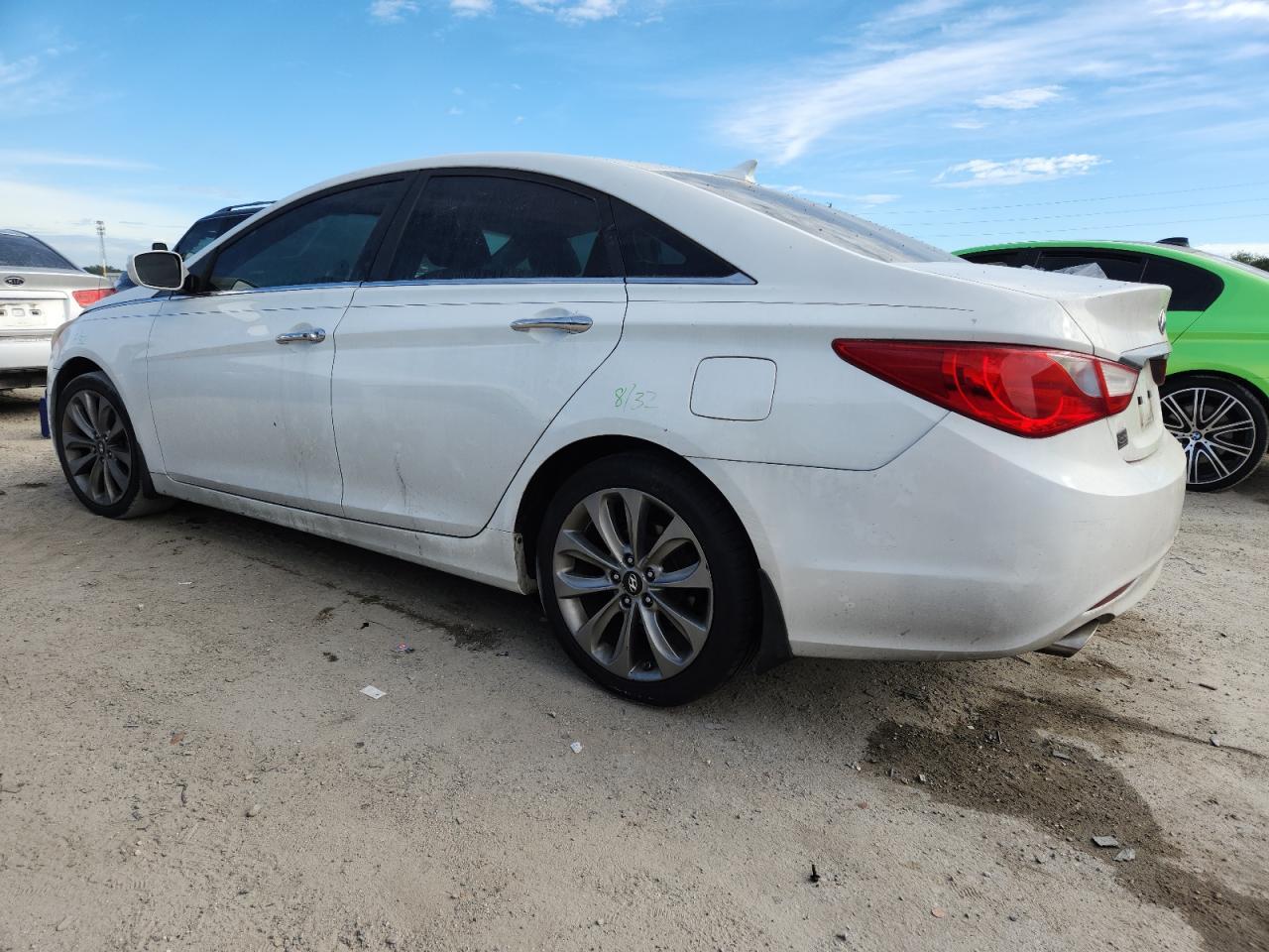 2011 HYUNDAI SONATA