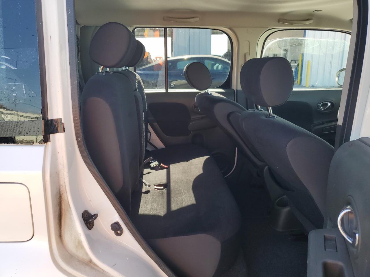2012 NISSAN CUBE