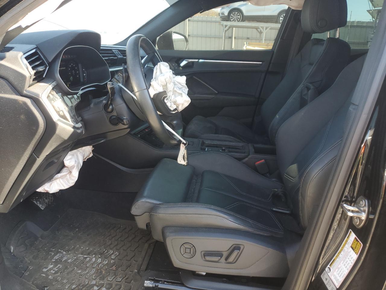 2024 AUDI Q3