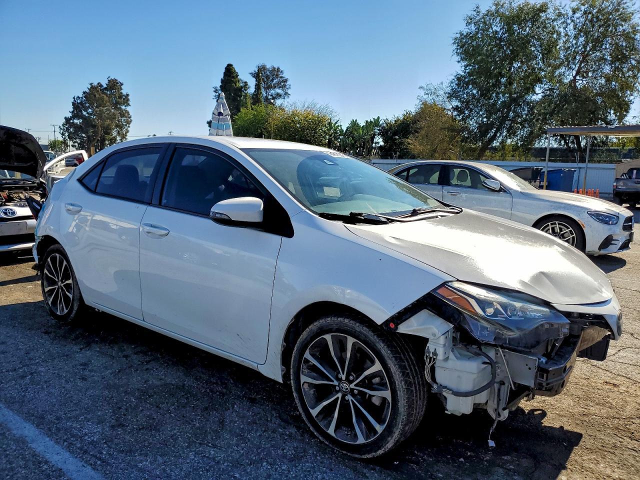 2017 TOYOTA COROLLA