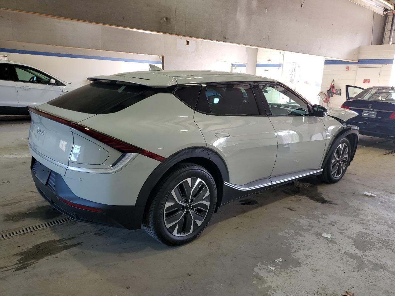 2024 KIA EV6