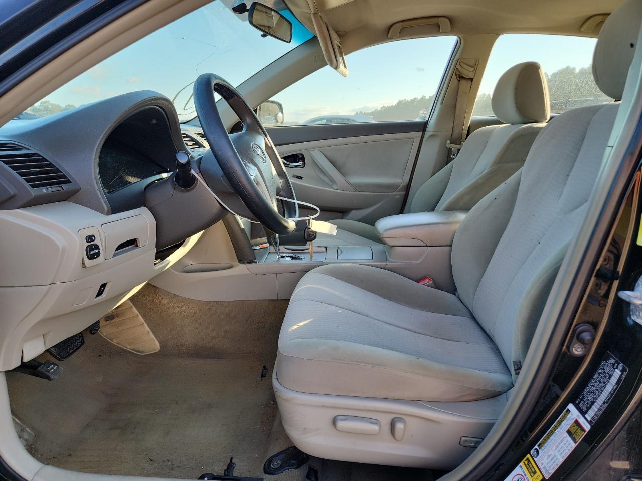 2011 TOYOTA CAMRY