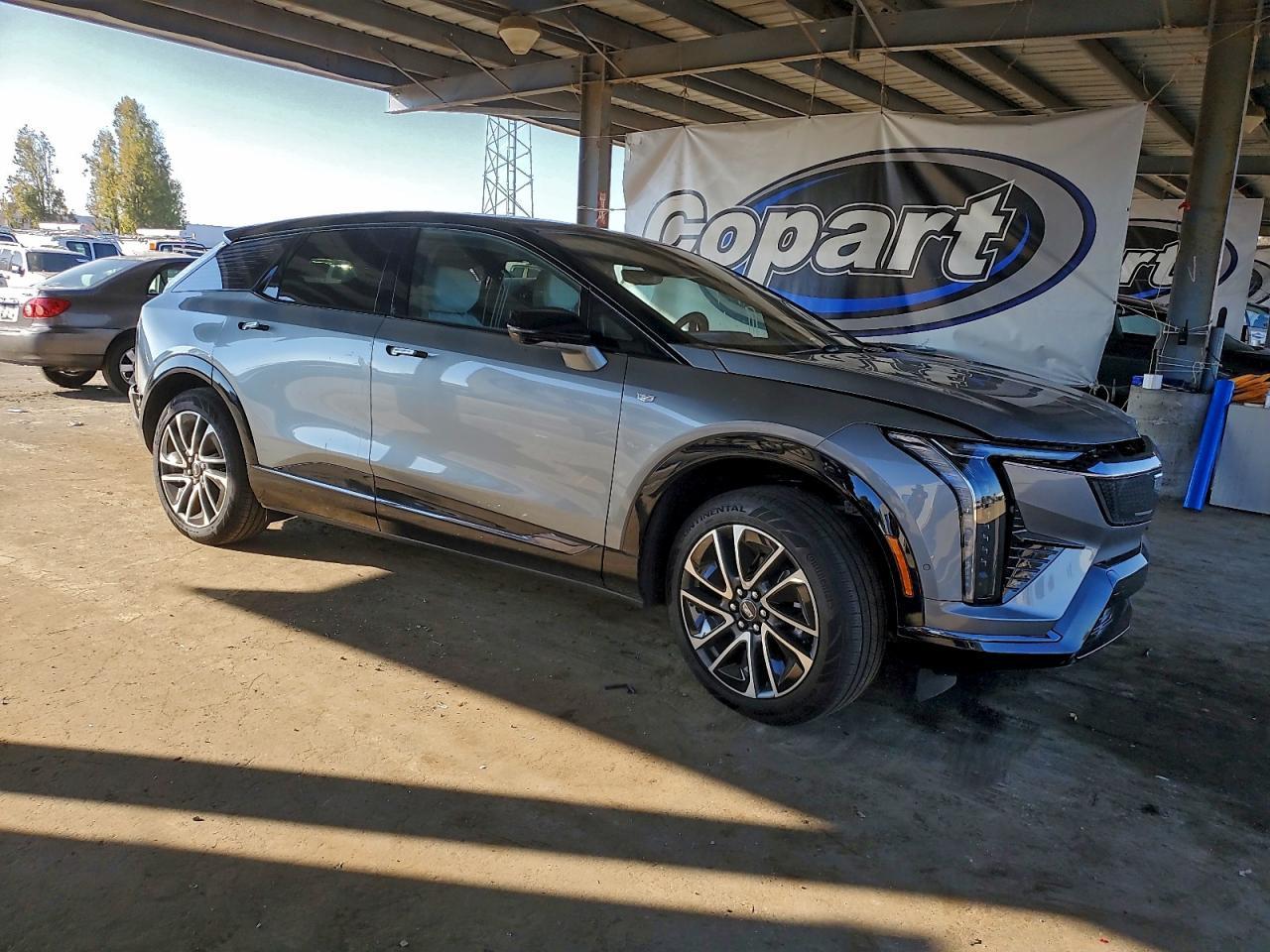 2025 CADILLAC OPTIQ