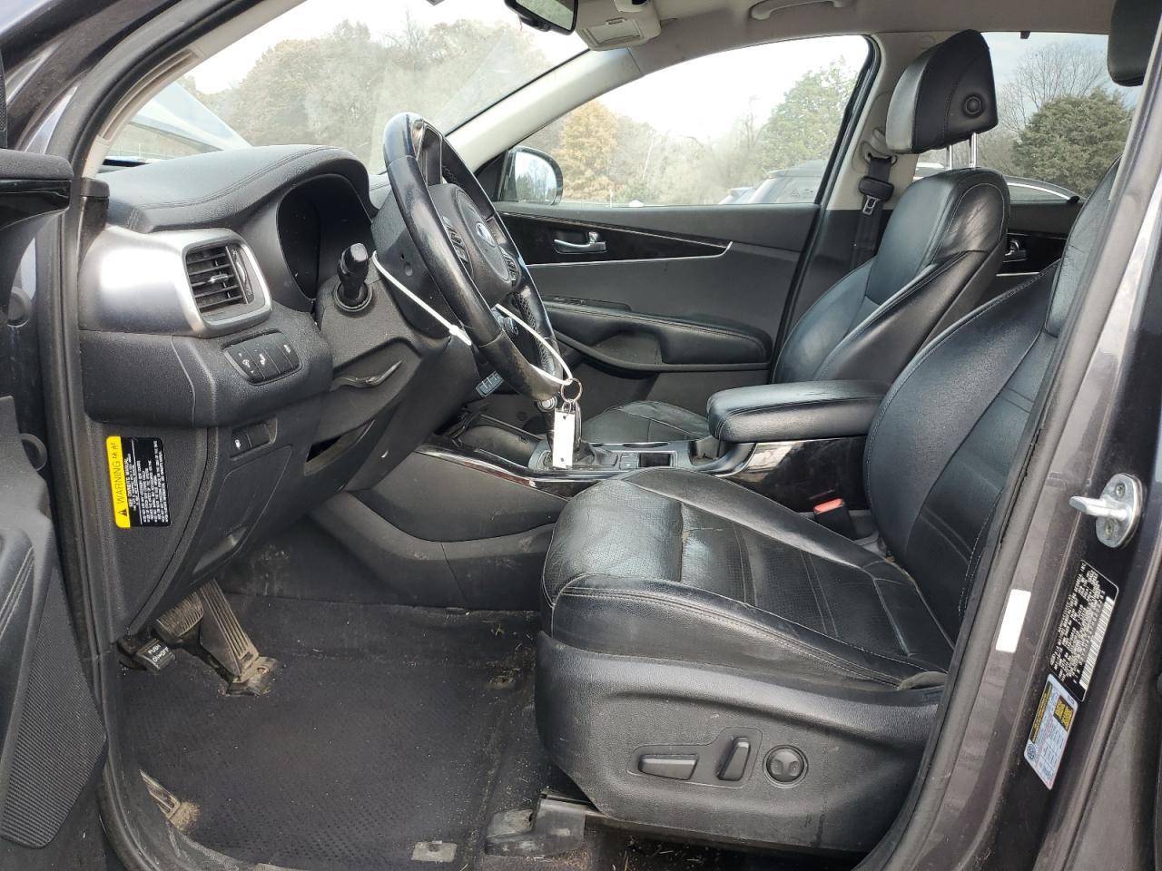 2017 KIA SORENTO