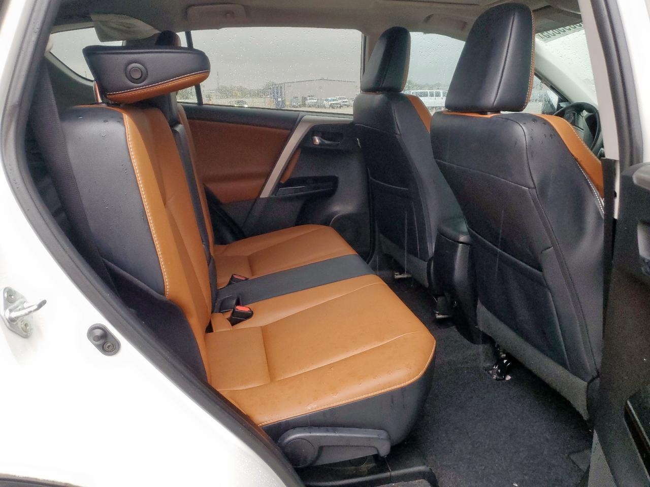 2016 TOYOTA RAV4