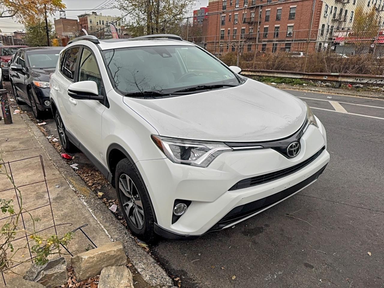 2017 TOYOTA RAV4