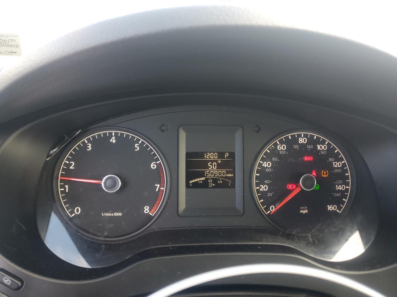 2011 VOLKSWAGEN JETTA