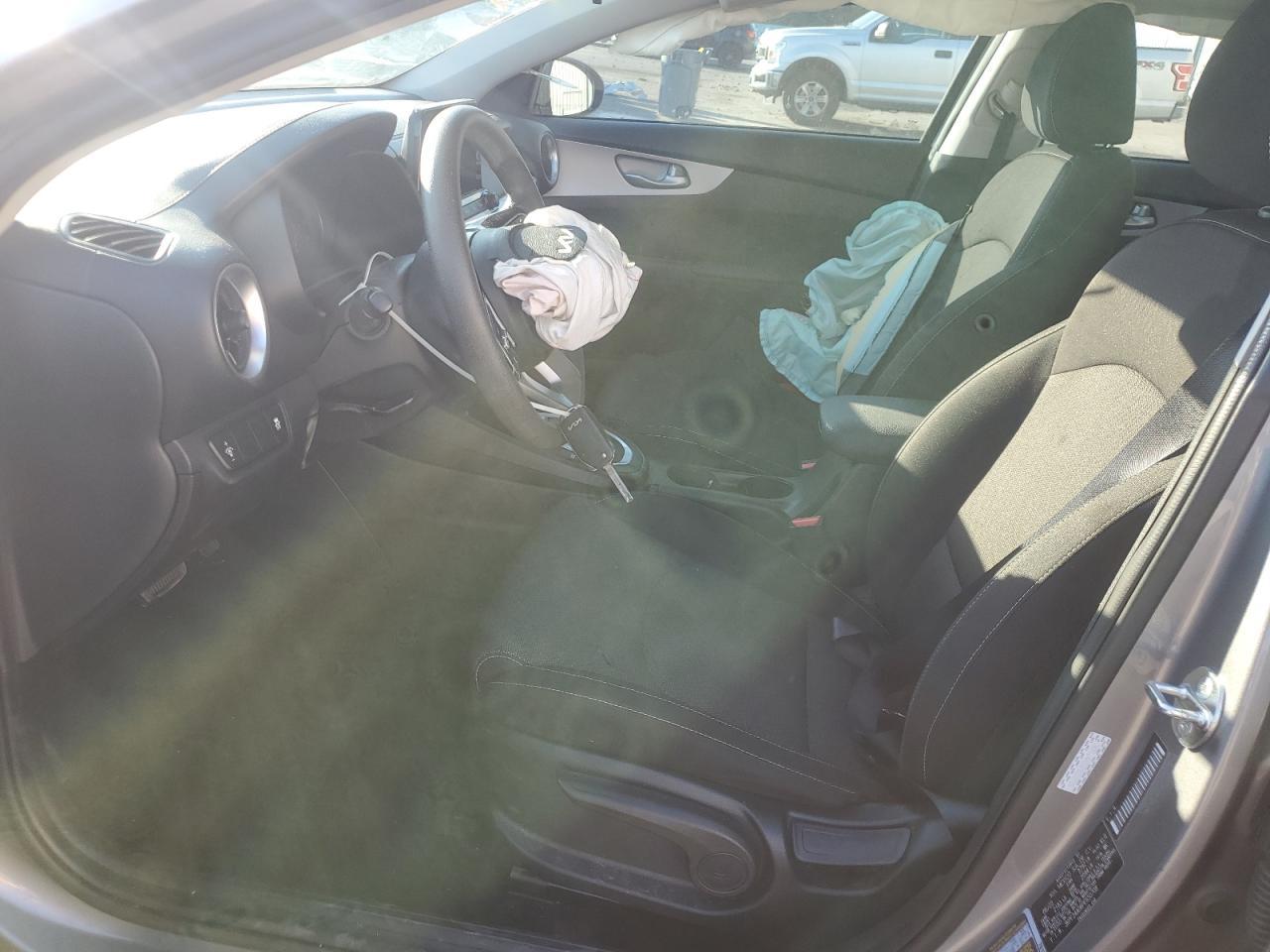 2023 KIA FORTE