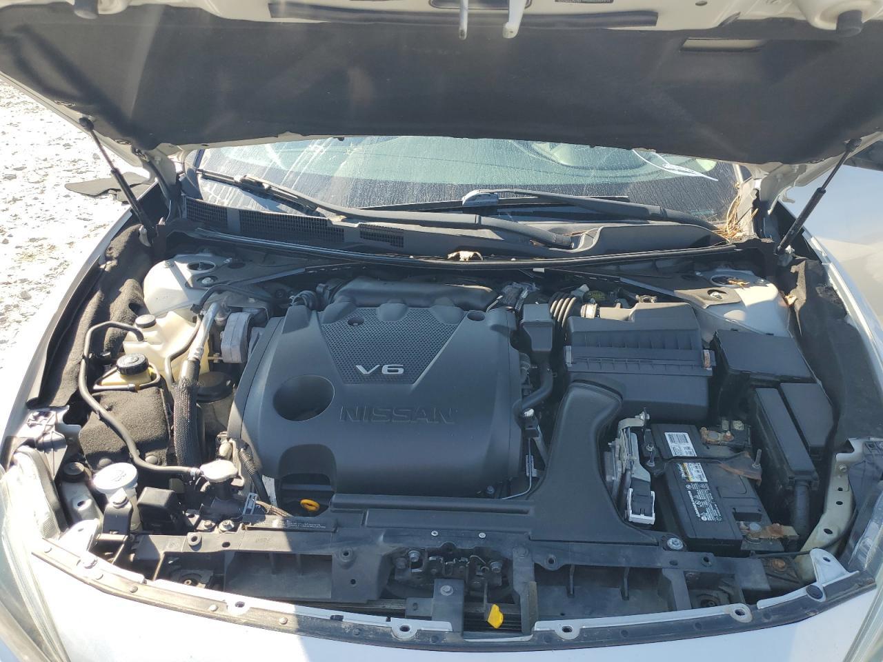 2018 NISSAN Maxima