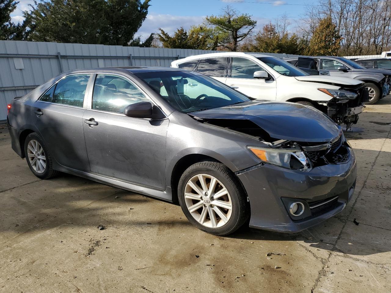 2014 TOYOTA CAMRY