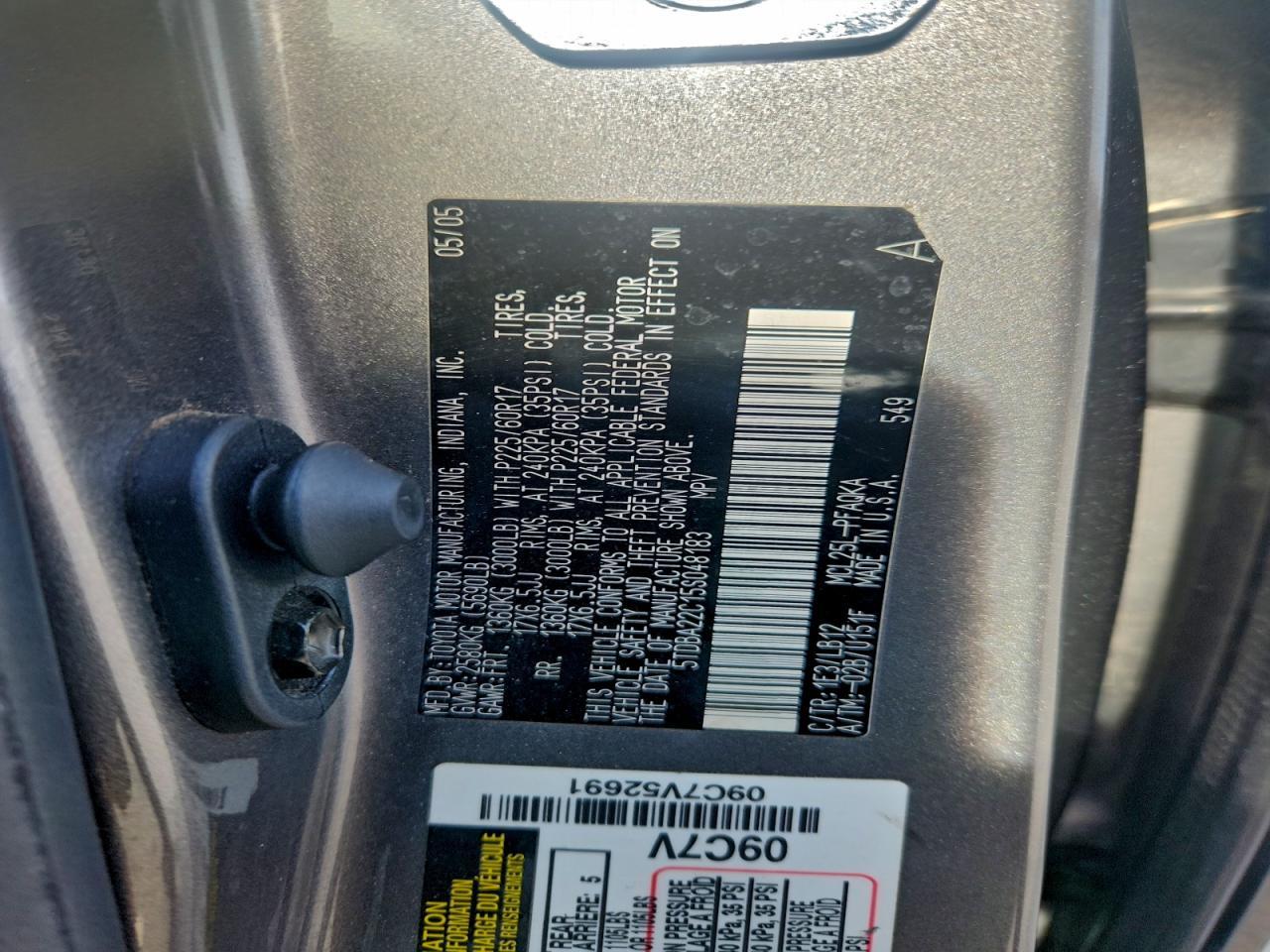 2005 TOYOTA SIENNA