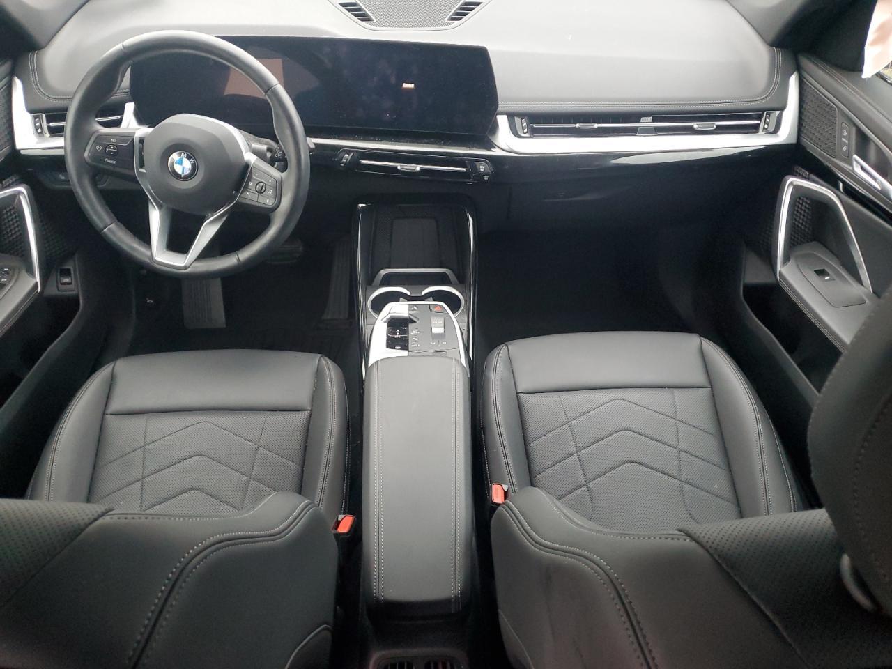 2023 BMW X1