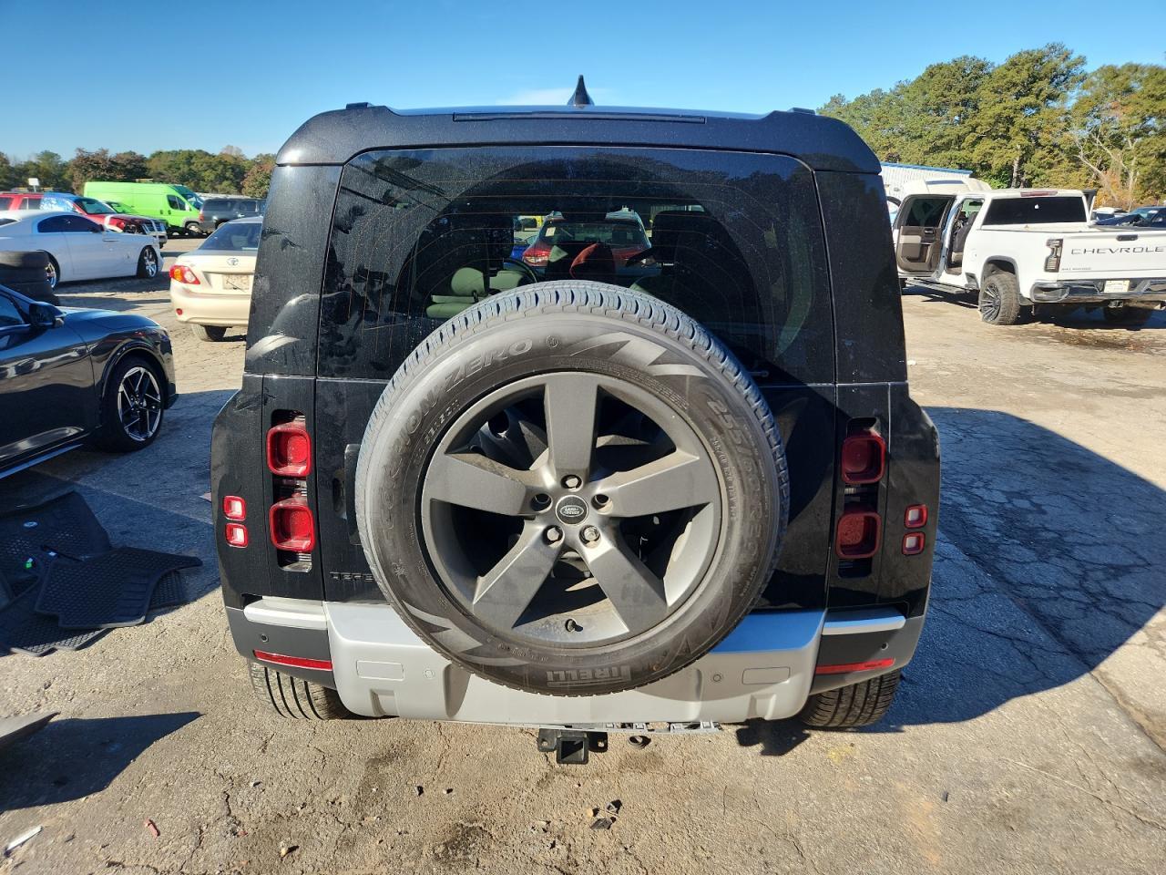 2025 LAND ROVER Defender