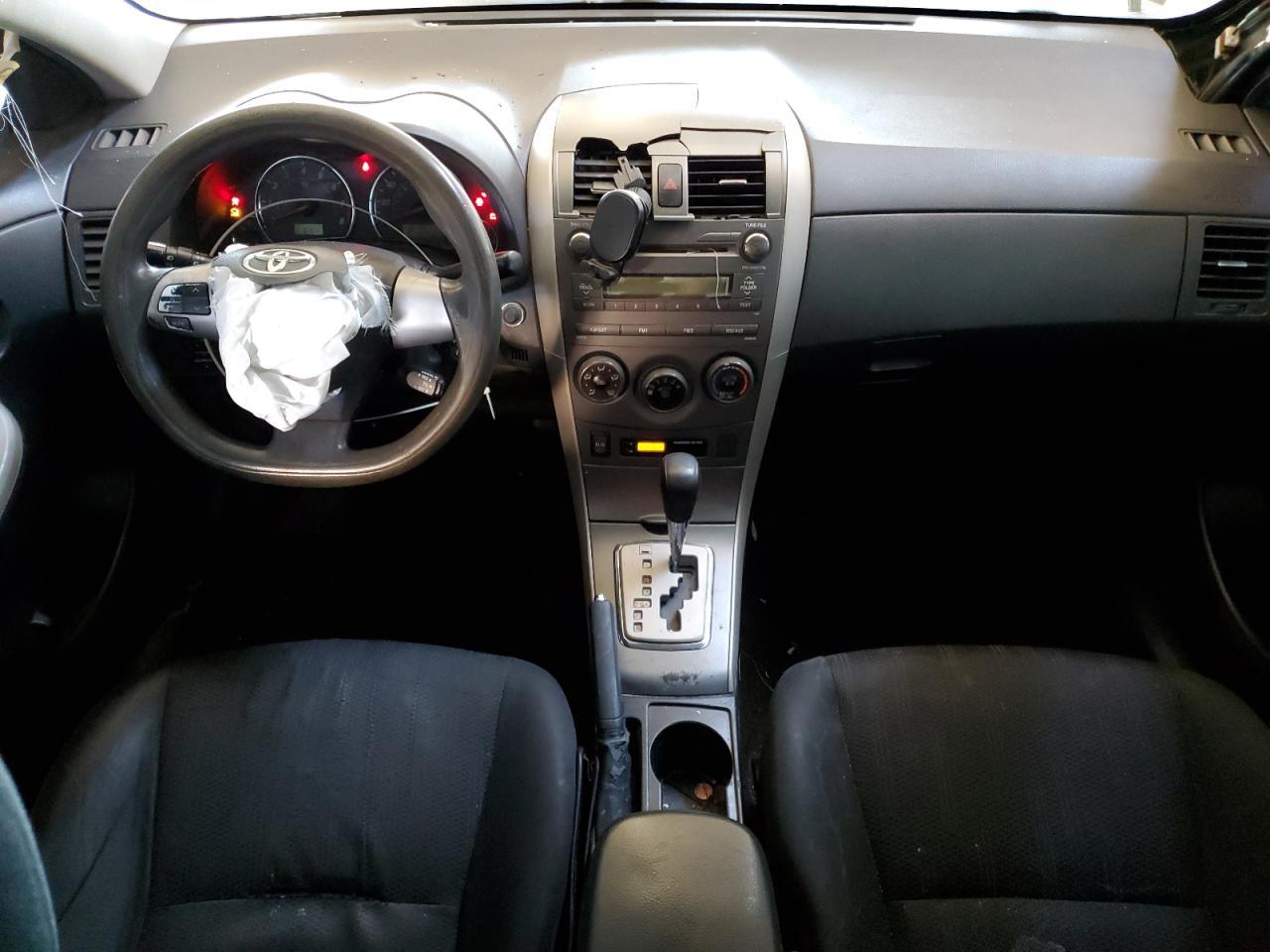 2011 TOYOTA COROLLA