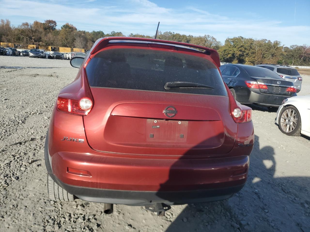 2011 NISSAN Juke
