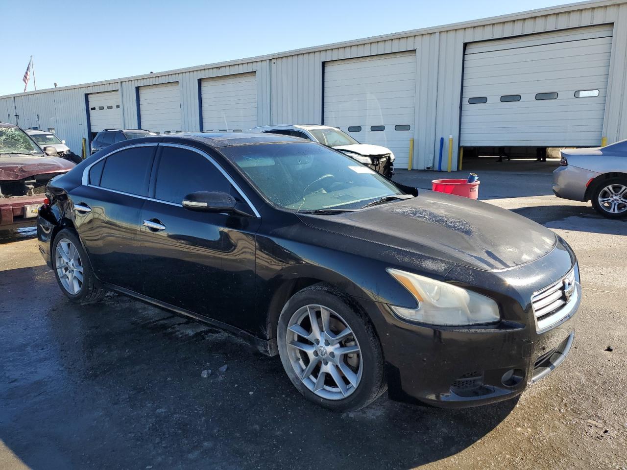 2012 NISSAN Maxima