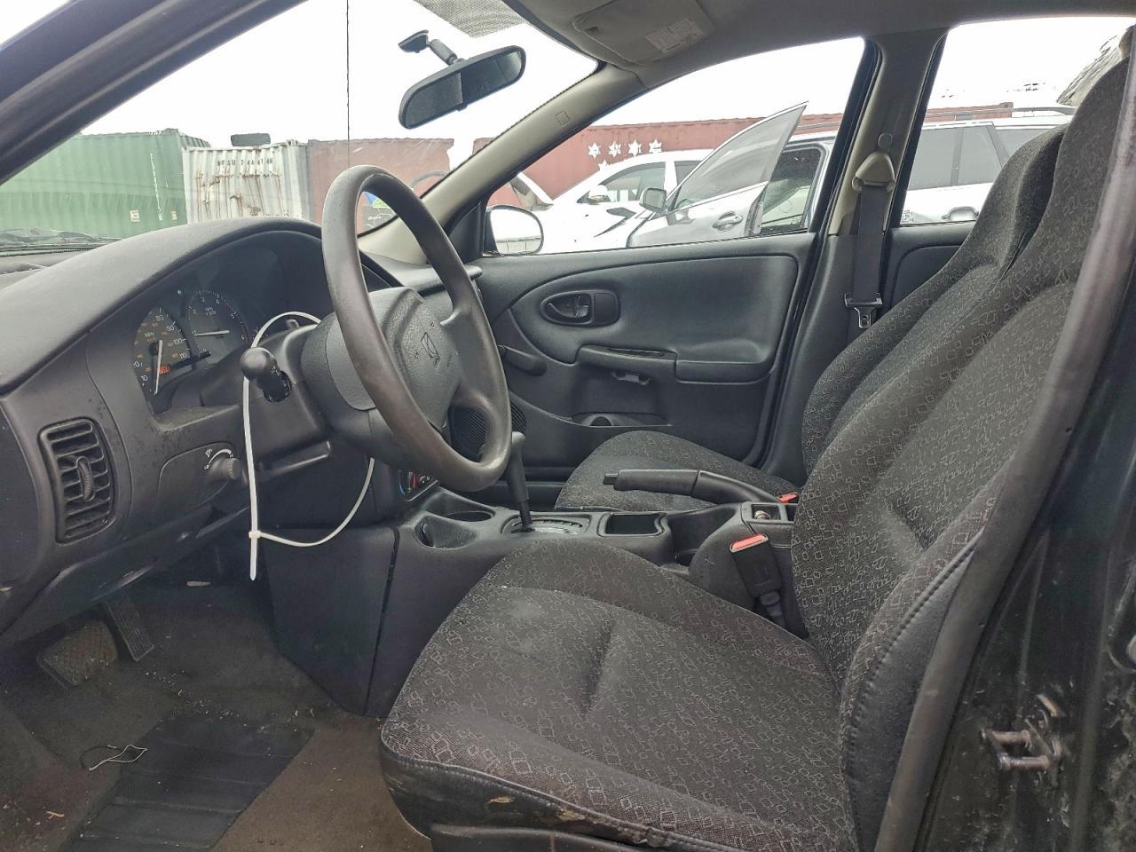 2002 SATURN Sl1