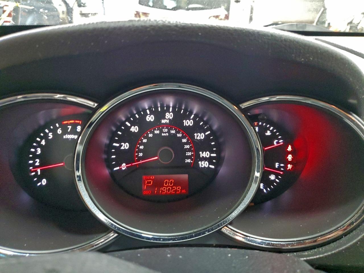 2011 KIA SORENTO