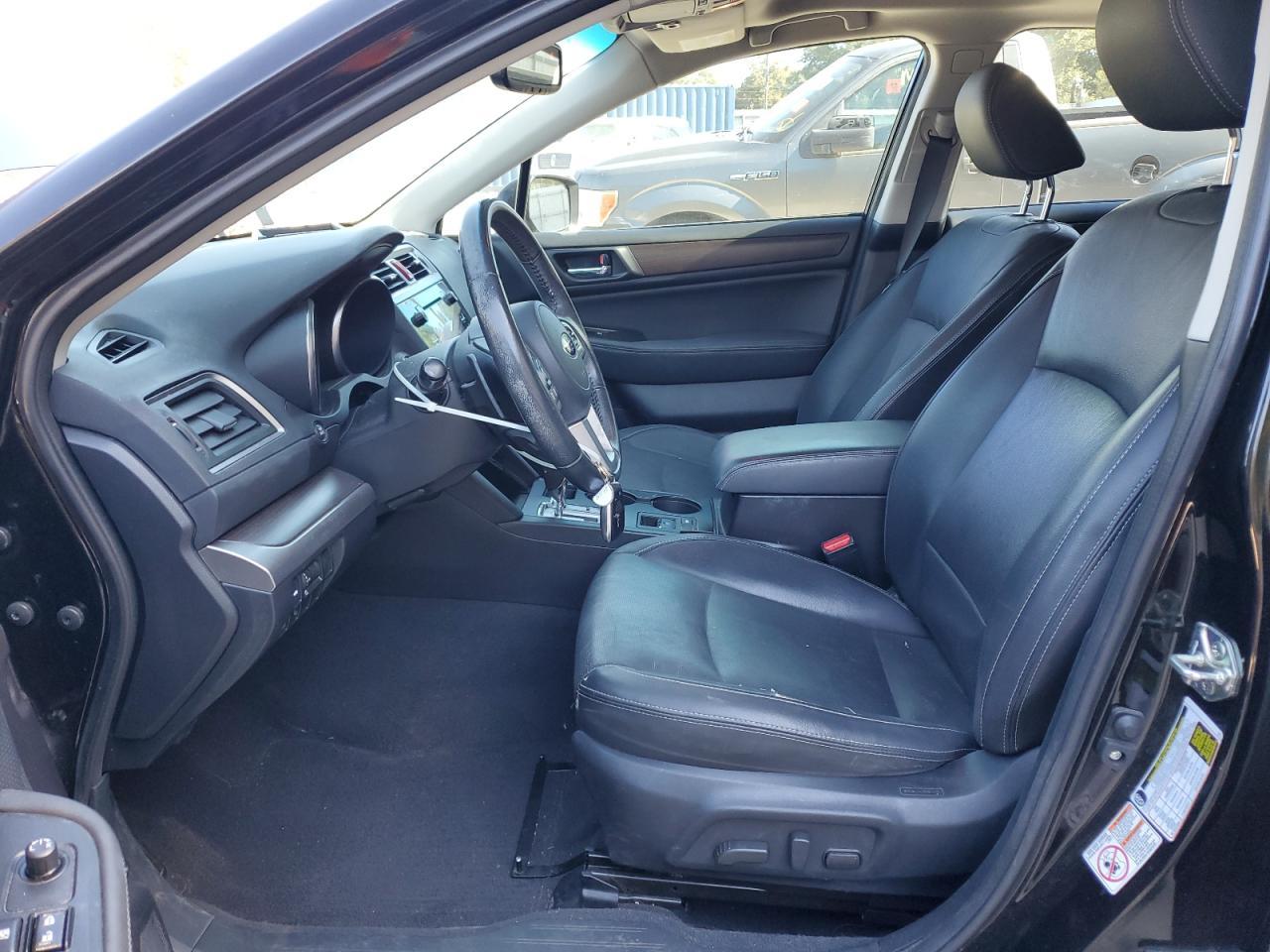 2017 SUBARU Legacy