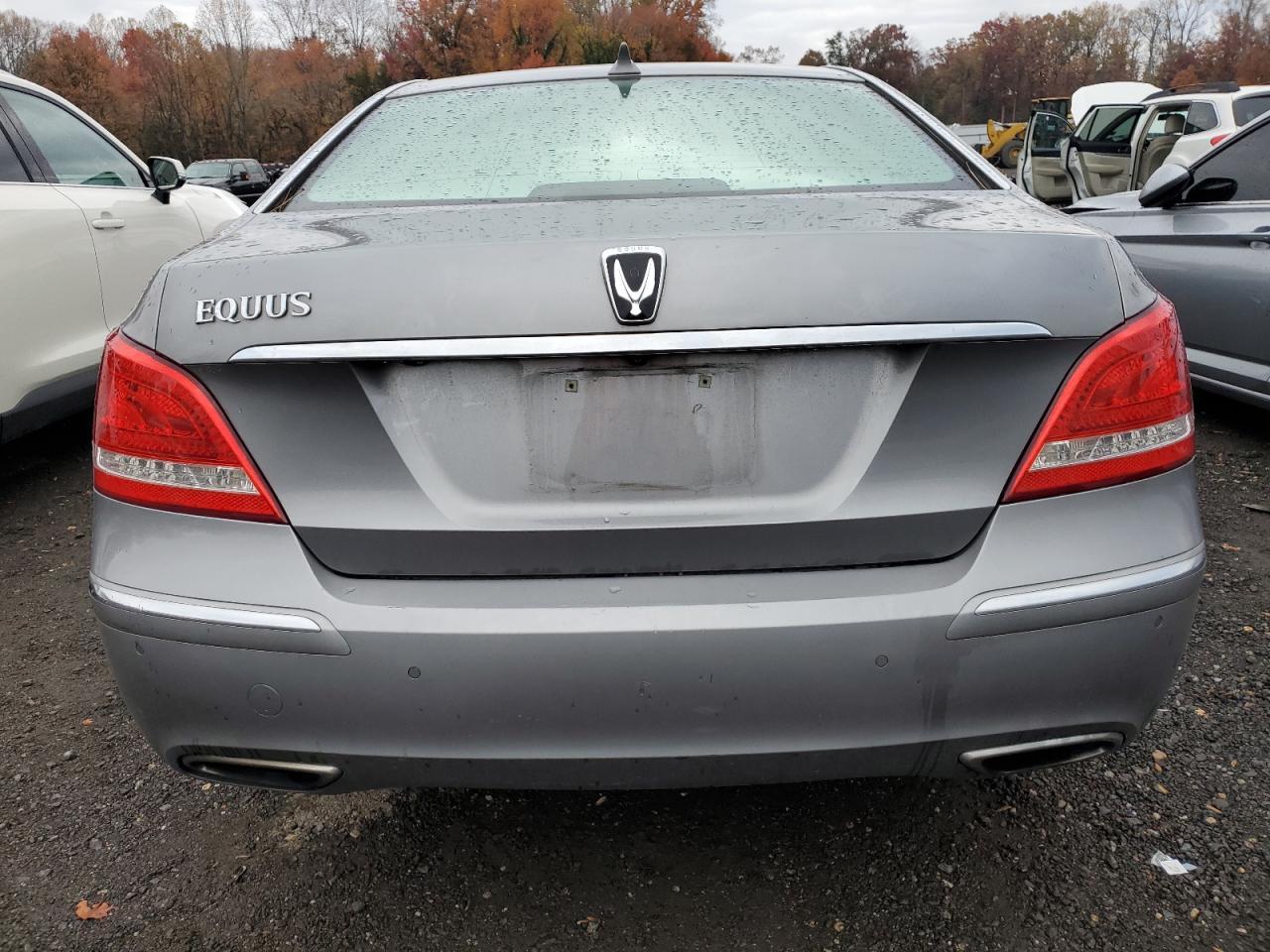 2011 HYUNDAI Equus
