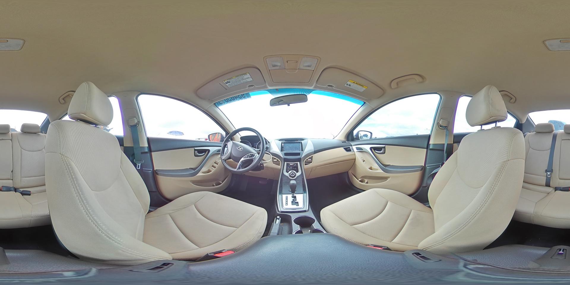 2012 HYUNDAI ELANTRA