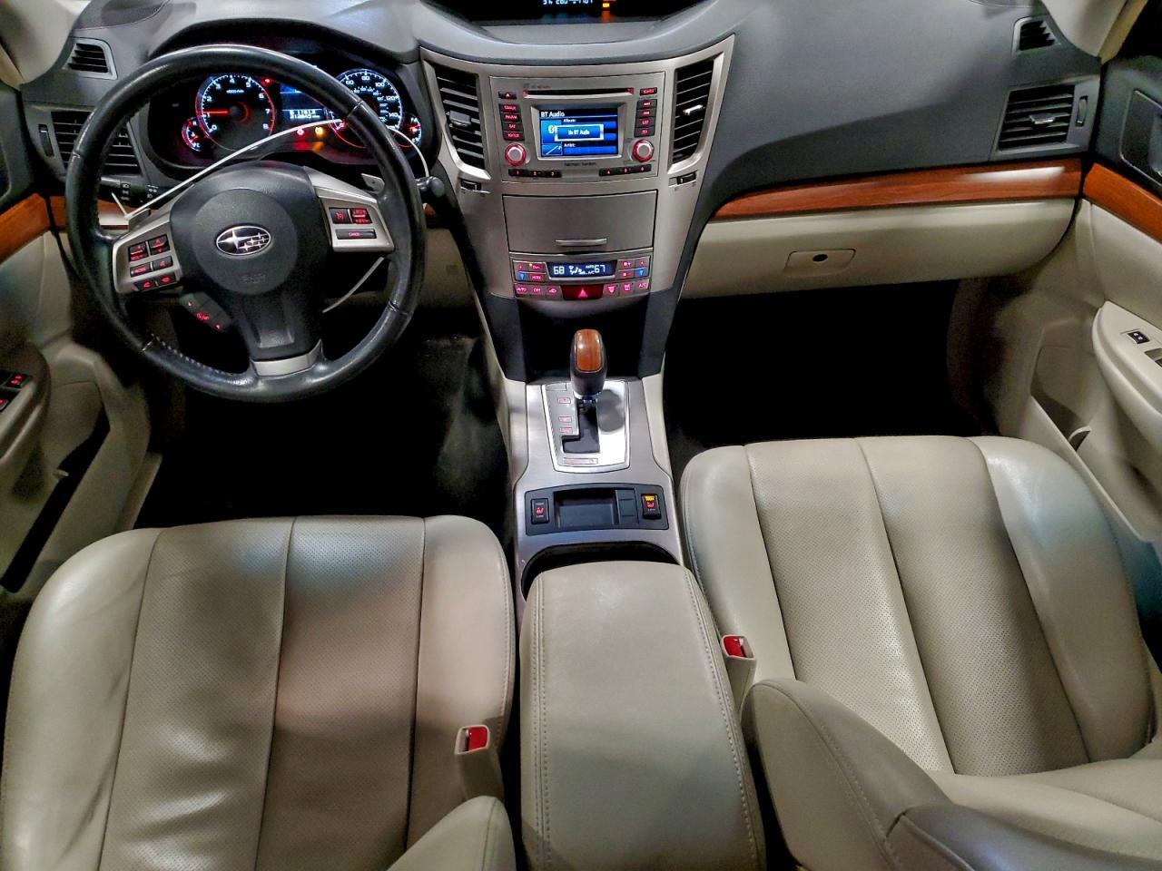 2013 SUBARU Outback